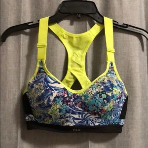 Victoria’s Secret Sports Bra 32C